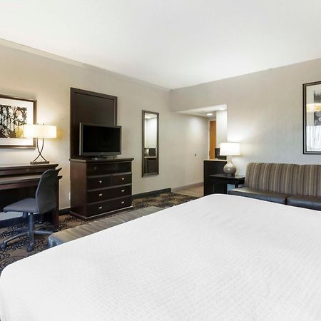 Best Western Plus Midwest Inn Omaha Exterior foto