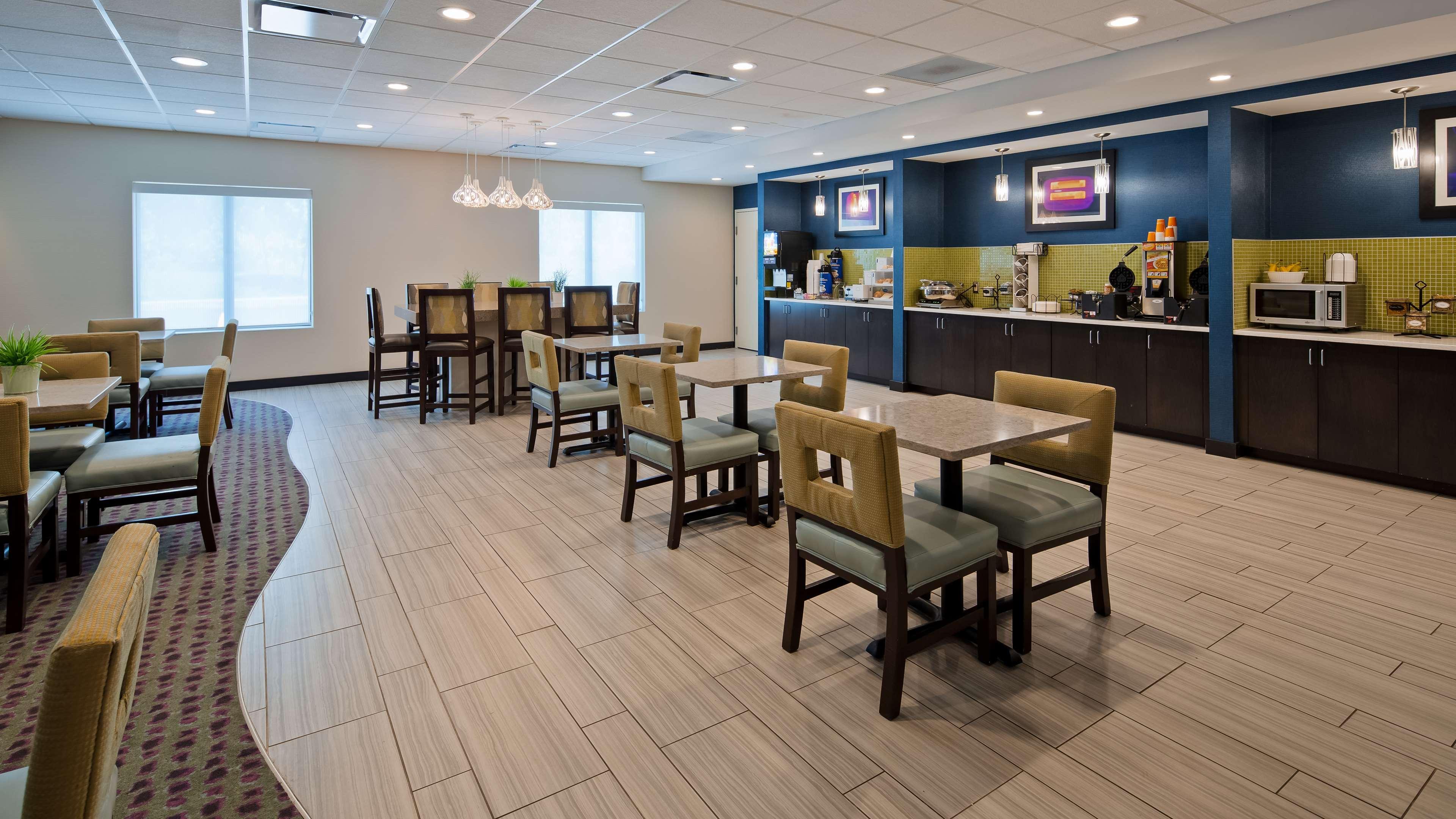 Best Western Plus Midwest Inn Omaha Exterior foto