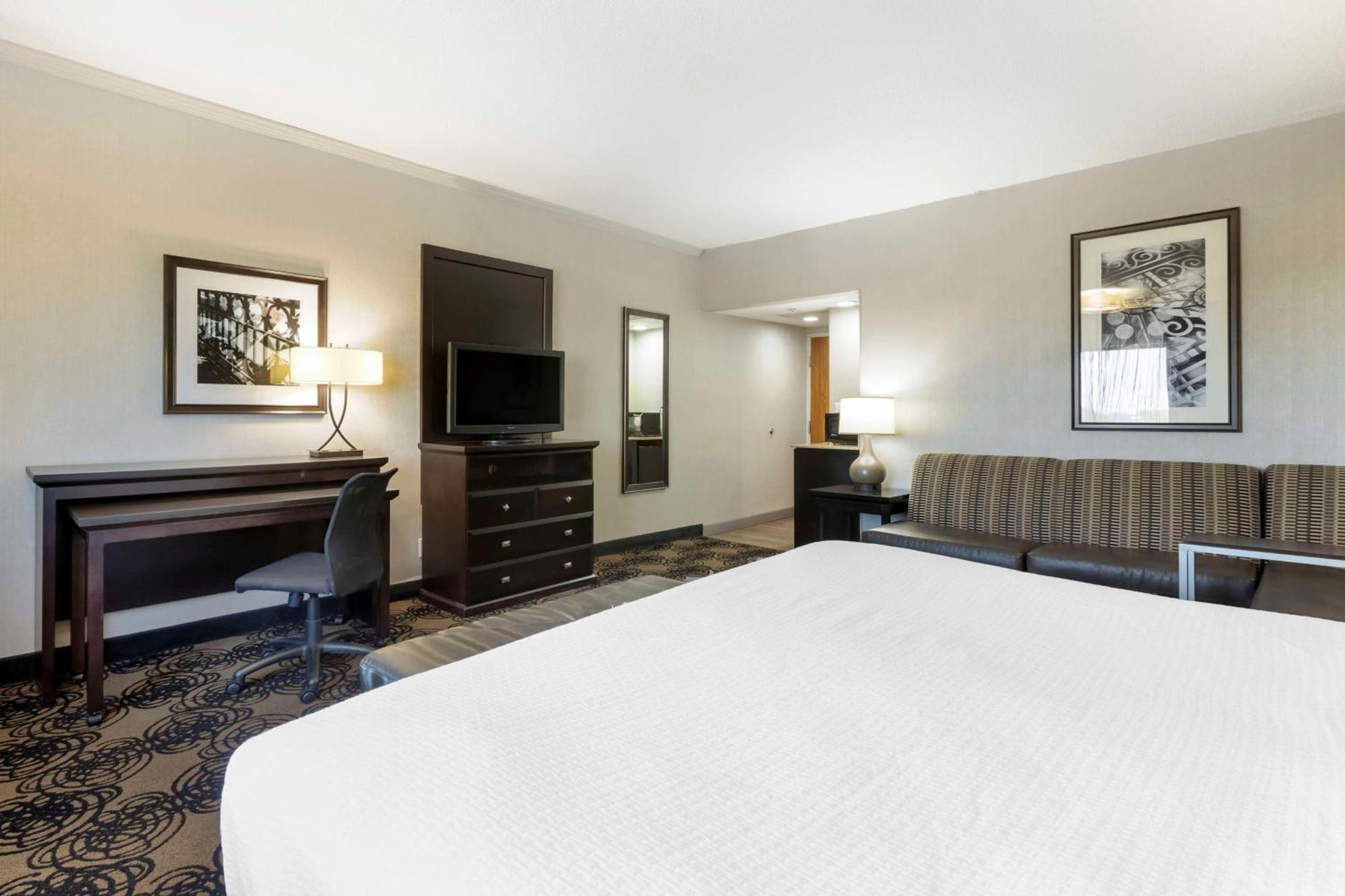 Best Western Plus Midwest Inn Omaha Exterior foto